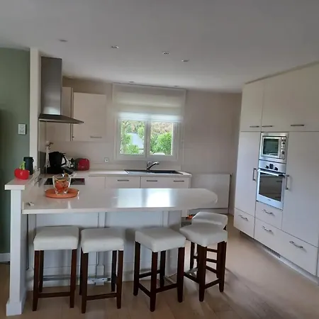 Maison Confortable à Avec Jardin Hébergement de vacances