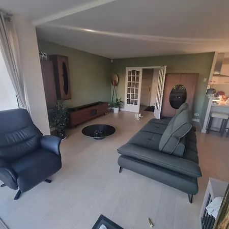 Maison Confortable à Avec Jardin *
