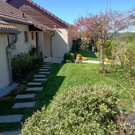 Maison Confortable A Avec Jardin * Verdun-sur-Meuse