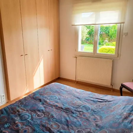 Hébergement de vacances Maison Confortable à Avec Jardin Verdun